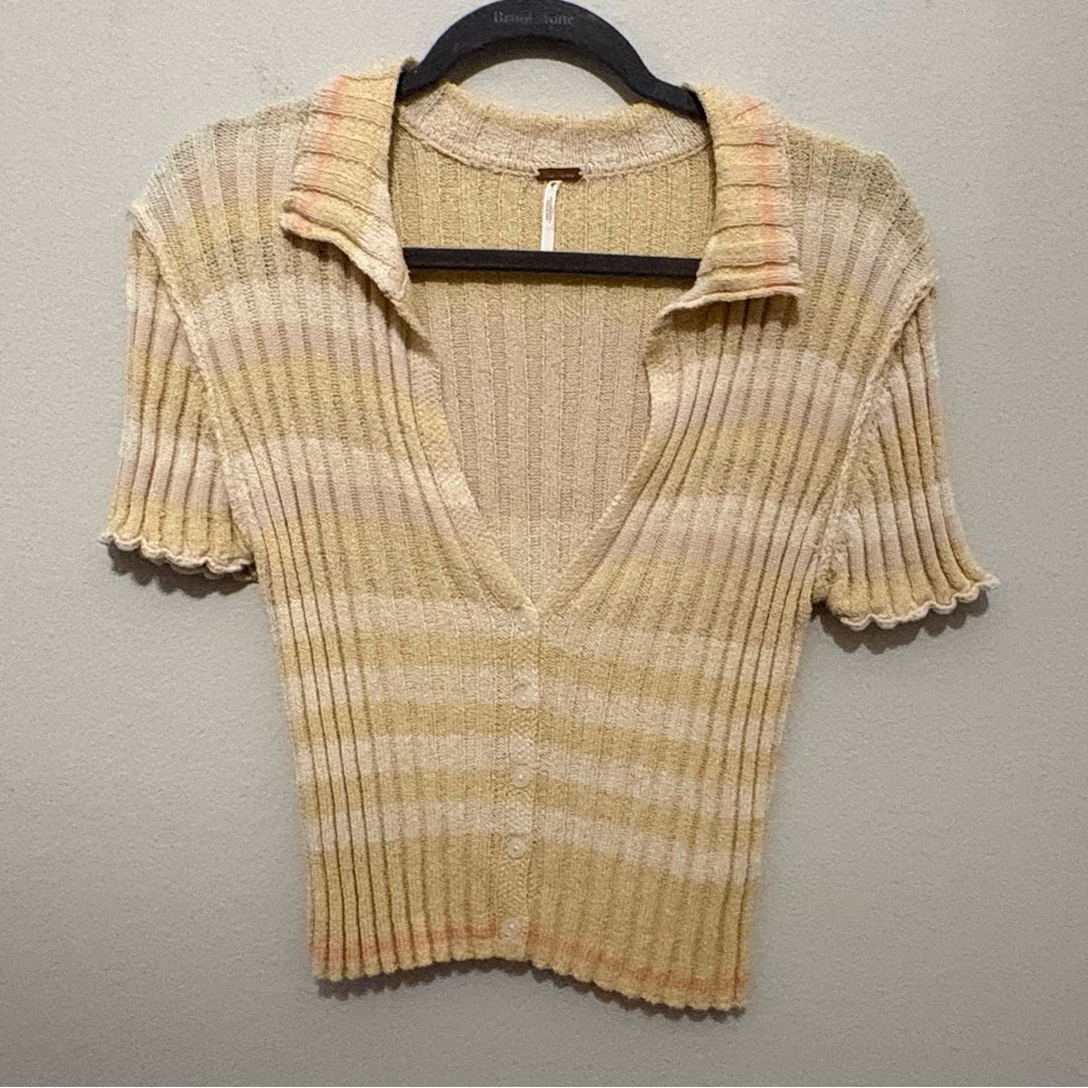 Free People Beige Ribbed Knit Sweater. M